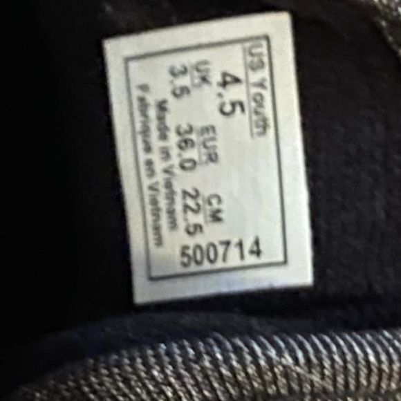 Two pairs Vans sneakers size 4.5 Youth black grey - Picture 4 of 8